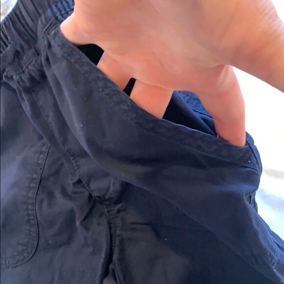 Boy top & bottom bundle 2 - Picture 8 of 10